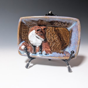 Clay Fox in a Small Dish, Jewelry Catch, Soy Sauce Bowl, Fox Artwork, Nature Themed, Cottagecore, Handmade Pottery with Foxes