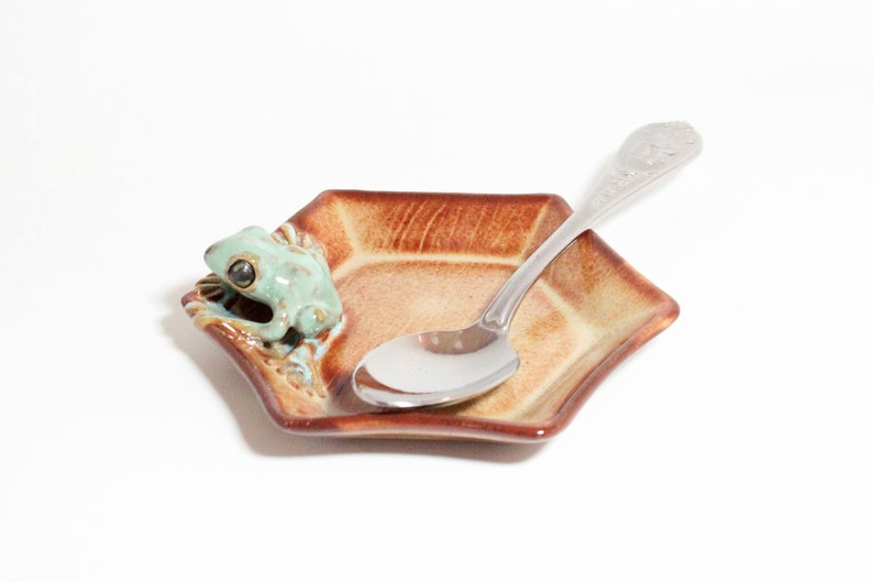 Green Frog Soap Dish, Ceramic Frog Figurine, Pottery with Frogs, Handmade Frog, Cute Frog Art, Ceramics with Frogs, Trinket Tray, Ring Dish image 1