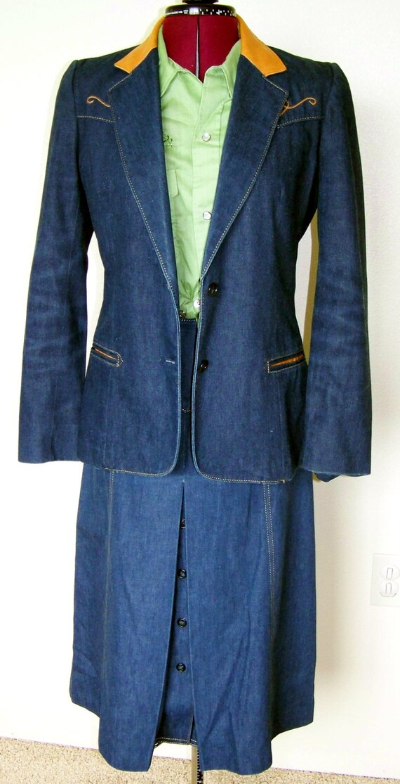 Scoot Your Boots....Vintage 1970s Denim Jacket wit