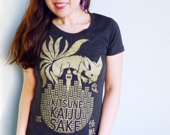 Kitsune Kaiju Sake Womens Shirt, Fox Shirt Women, Kaiju Shirt, Mythology Tshirt, Geek Shirt Women, Fox Tshirt, Mythical Creatures, Nerd Gift