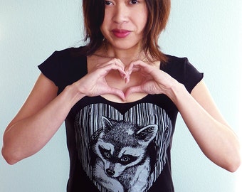 Raccoon Shirt, Woodland Creatures, Nature Lover Shirt, Mothers Day Gift, Vegan Gift, Womens Shirt, Mom Tee, Love Shirt - Thief of Hearts