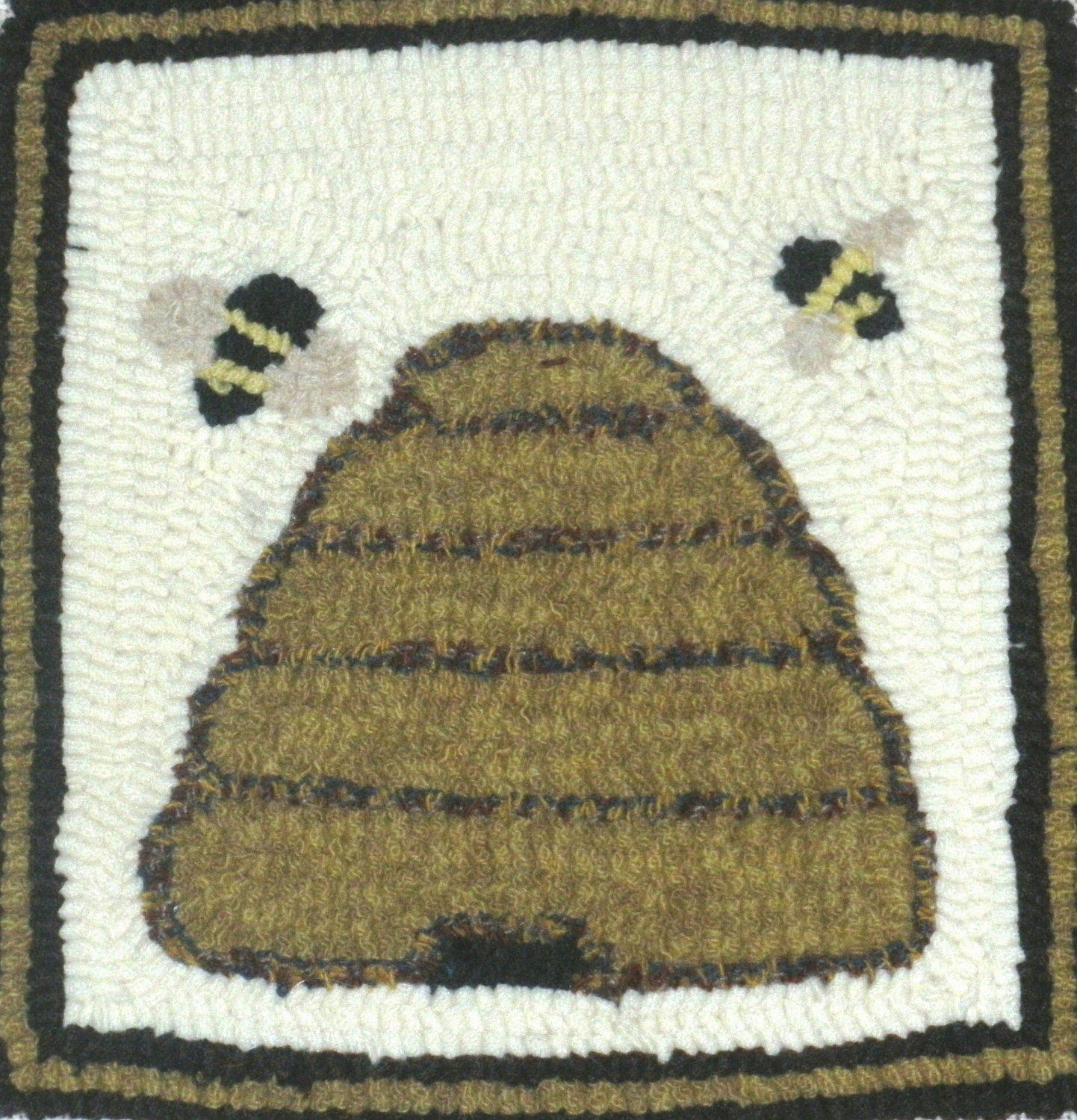Bee Skep Rug Hooking Kit - Etsy