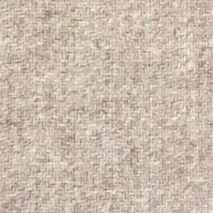 Undyed oatmeal wool