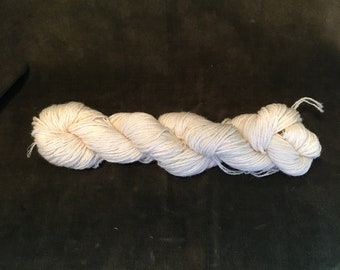 Dyeable Wool Yarn