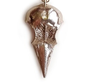 Bird Skull Necklace - Bronze - Nature Inspired - Golden - Small Skull - Detailed - Organic - Handmade - Skull Necklace - Skull Pendant