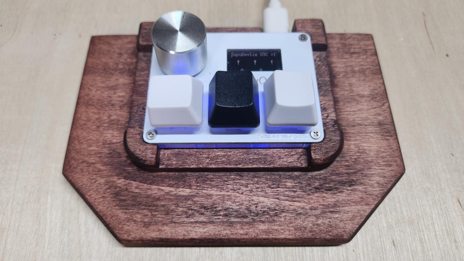 Wooden Holder for Sayodevice O3C for Geometry Dash, Osu!, Other