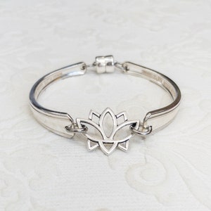 Lotus Charm Löffel Henkel Armband