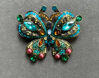 Schmetterlingsbrosche im Vintage-Stil