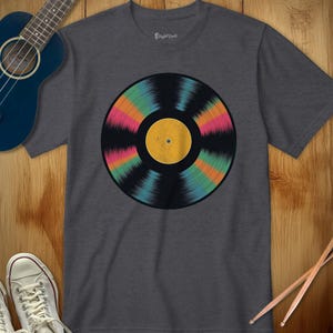 Colorful Vinyl Record Shirt – Retro Music T-Shirt – DJ Gift Idea – Vintage Record Graphic Tee – Aesthetic Music Lover Shirt