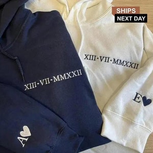 Custom Embroidered Roman Numerals Hoodie, Valentines Day Couple Matching Hoodie, Personalised Initials with Heart Hoodie, Gift for Boyfriend