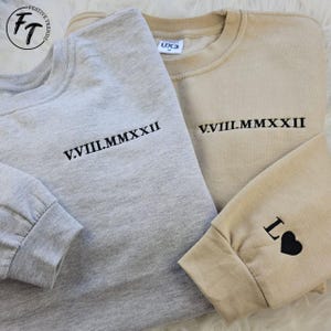 Custom Roman Numeral Sweatshirt, Embroidered Couples Matching Roman Numeral Sweater, Personalised Initial on Sleeve Jumper, Anniversary Gift