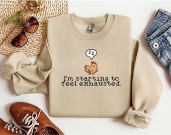 Sudadera "Empiezo a sentirme agotado", suéter con estampado de pollo pixelado, jersey de animales soñolientos, jersey de cuello redondo de Stardew Valley, regalos para amantes de los pollos