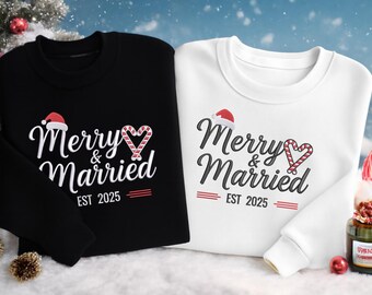 Merry and Married geborduurd sweatshirt, gepersonaliseerde Mr & Mrs kersttrui, bijpassende kersttruien voor stellen, kerstcadeaus voor haar