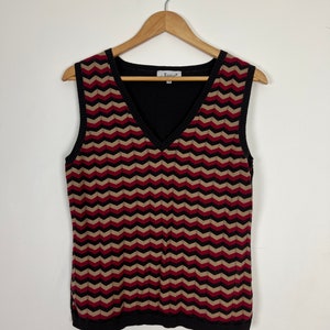 Vintage 90s Y2k Fine Knit Cotton Vest V Neck Top by Jessica Sleeveless Sweater Chevron Stripes in Brown Taupe Red Medium Large image 2