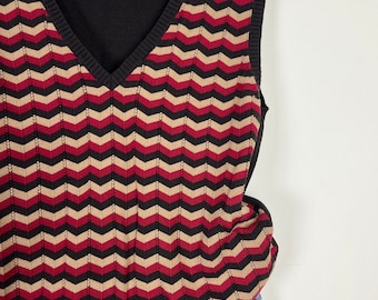 Vintage 90s Y2k Fine Knit Cotton Vest V Neck Top by Jessica Sleeveless Sweater Chevron Stripes in Brown Taupe Red Medium Large