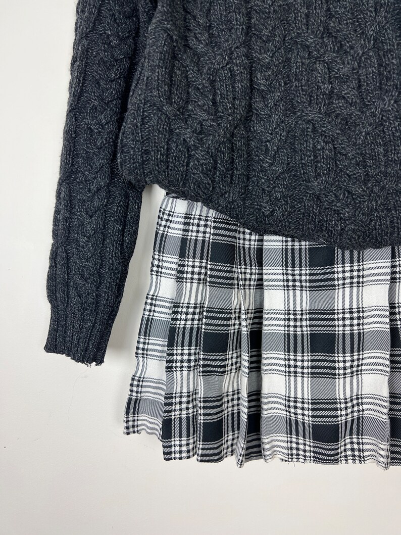 Vintage 90s Y2K Plaid Mini Skirt Schoolgirl Lolita Academia Black and White Belt Loops Cher Clueless Small image 9