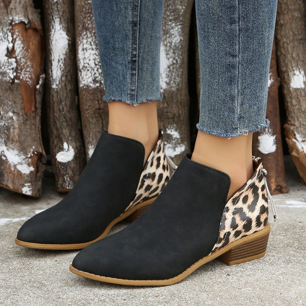 Stylish Feline Low Heel Suede Boots