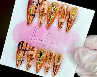 Ongles d&#39;automne/clous en forme de feuille d&#39;érable/clous à carreaux/clous en cristal/ongles de Thanksgiving/clous d&#39;Halloween/clous de pull/presse sur les ongles/clous peints à la main