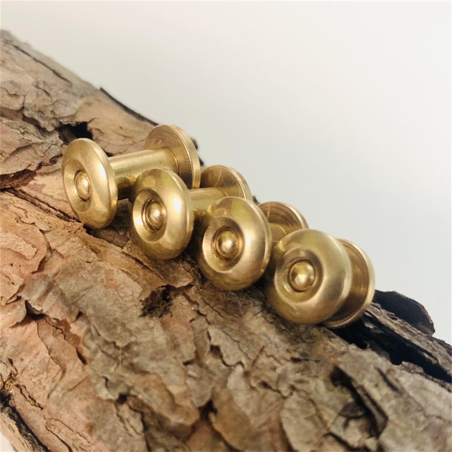 Tachuelas De Remache De Ropa Punk De Bala Plateada Con Tornillos Para