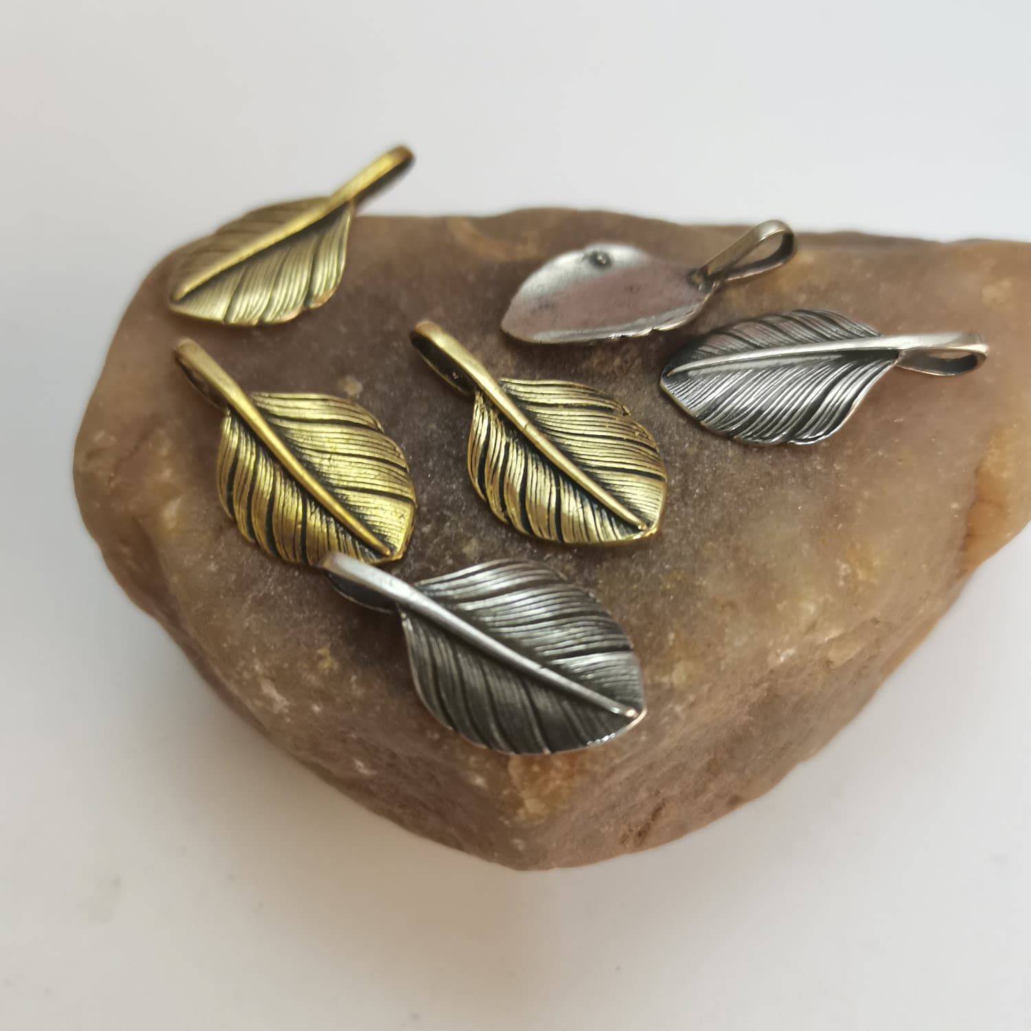 Brass Feather Charm Statuette,Feather Keyring Keychain,Feather Figurine