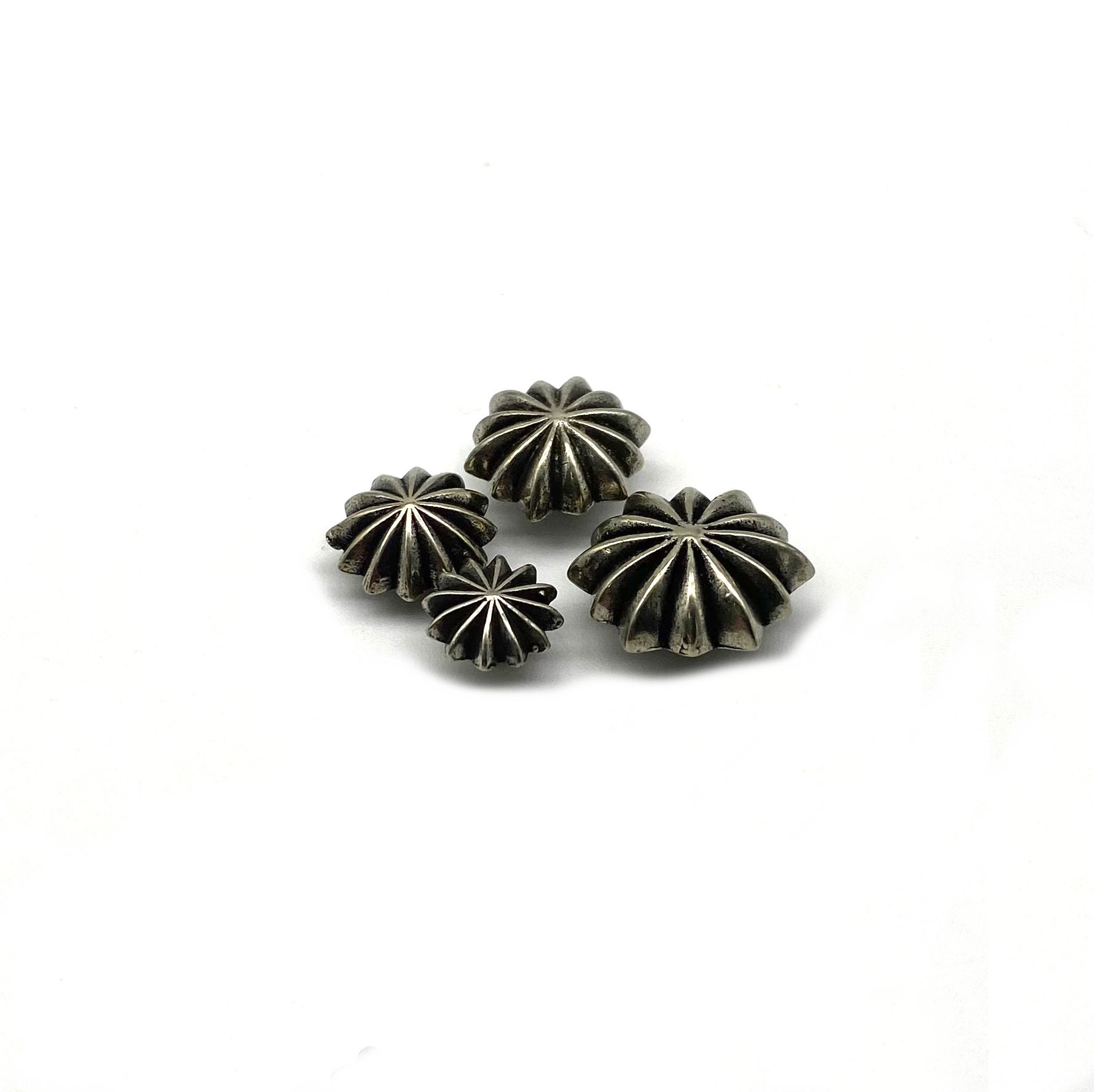 Chrysanthemum Rivets Button Leather Flower Concho Screw Back Rivets - Etsy