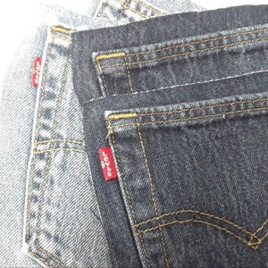 10 Levi&#39;s Back Pockets Recycled Reclaimed Denim Blue Jeans