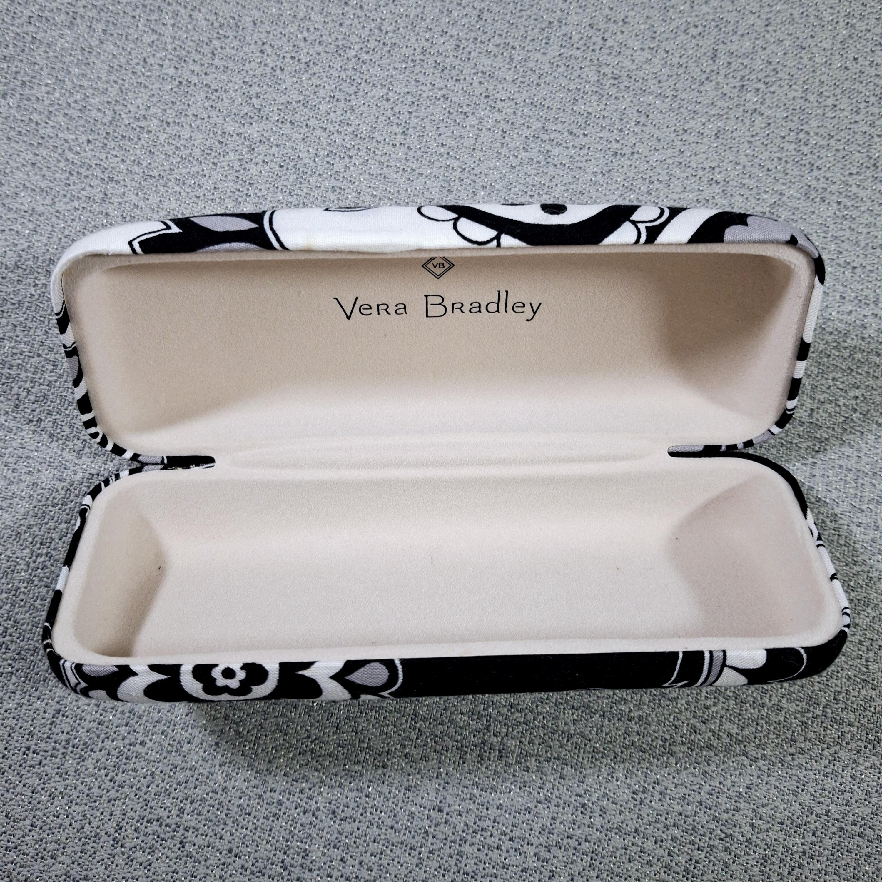 Vera Bradley Paisley Eyeglass Case Vera Bradley Clamshell Readers Eyeglass Case, Black Bandana  main image 4