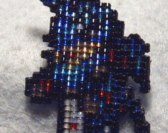 Tiny Shiny Aranea, FFRK-style beadwoven pendant