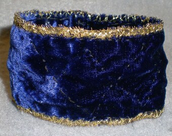 I Looked for You - Kingdom Hearts-inspired silk velvet cuff bracelet