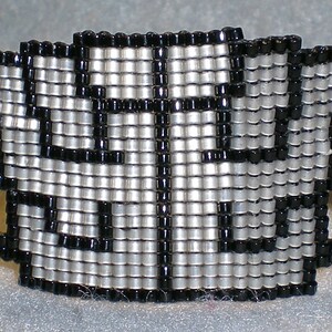 Shades of Control FFVII-inspired beadwoven bracelet image 2