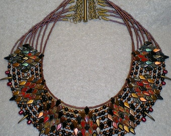 Bite Me - collar necklace