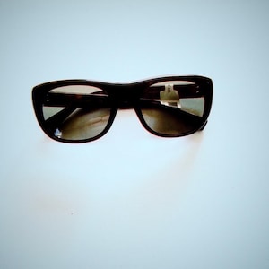 YVES SAINT LAURENT Sunglasses, Dark Brown Faux Tortoise Frame, Dark Green Lenses, Unisex Sunglasses, Classic, Quiet & Discreet, Genuine