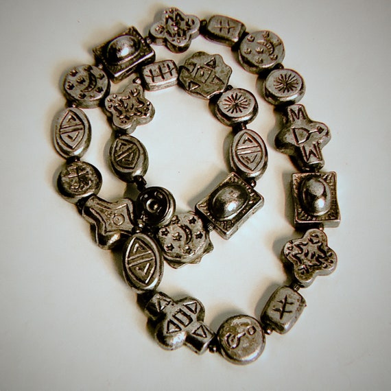 Beautiful REVERSIBLE SILVER NECKLACE, Vintage Art… - image 2