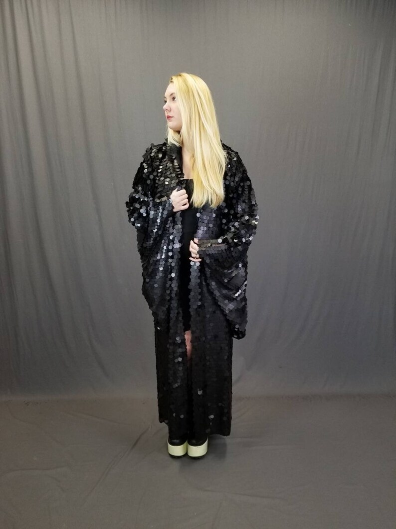 plus sequin kimono