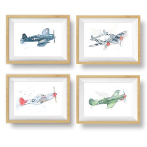 Conjunto de 4 impressões de aviões militares da Segunda Guerra Mundial para quarto de meninos, decoração de parede infantil, arte de parede de berçário, aquarela