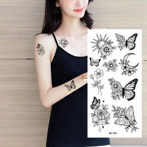Tatuajes temporales de mariposa, flores, luna creciente, sol, tótem, girasol, margarita, boceto dibujado a mano en negro, tatuaje floral para cuerpo, brazo, pierna, serie WXBK