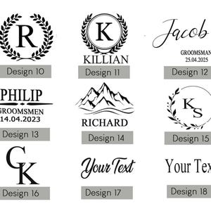 Puede incluir: Una plantilla de dise&ntilde;o gr&aacute;fico para un regalo personalizado. La imagen muestra 18 dise&ntilde;os diferentes con una variedad de fuentes, gr&aacute;ficos y dise&ntilde;os. Los dise&ntilde;os incluyen un monograma, una cordillera, una corona y un nombre escrito a mano. El texto de la imagen dice "Design 10", "Design 11", "Design 12", "Design 13", "Design 14", "Design 15", "Design 16", "Design 17", "Design 18", "R", "K", "Jacob", "Philip", "Groomsen", "14.04.2023", "KILLIAN", "RICHARD", "GROOMSMAN", "25.04.2025", "KS", "GK", "Your Text", "Your Text".