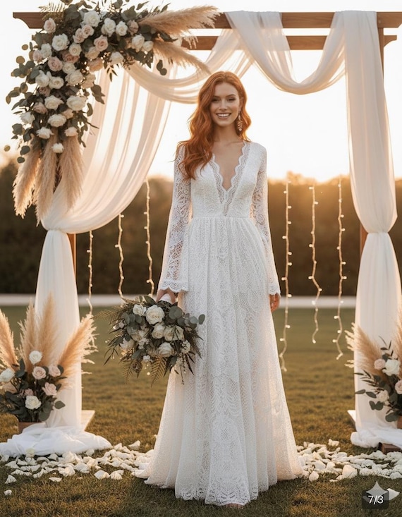Vestido de Novia Boho de Encaje con Mangas Acampanadas, Escote en V Profundo  - Estilo Bohemio Vintage - Vestido Novia Rústico Playa, Boda