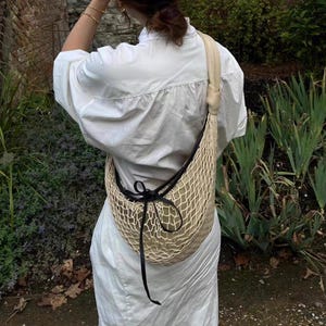 Croissant aus Mesh, Hobo-Umhängetasche, Unisex-Umhängetasche, leichte Schultertasche