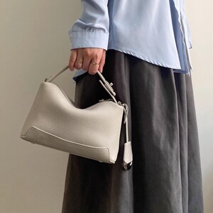 Minimalistische Handtasche, Damenledertasche, Rindsleder Top Griff Tasche, Umhängetasche