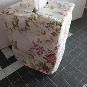TOILE TISSUE Box COVER - Black, Blue, Gray, Pink, Green toile or Black or Blue Gingham square Tissue Box Cover, Roses, Roses on off-white