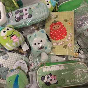 Green Themed Stationery and Accessories Scoop