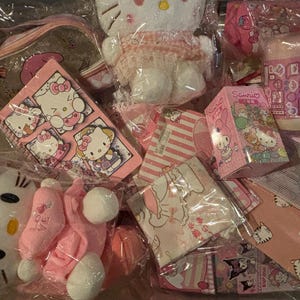 Pink Themed Kawaii Stationery Scoop