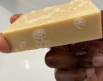 Tumeric & Honey Soap (Unscented )