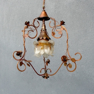 Handgefertigte Kupfer Blumen Lampe, Blätter, Rosen, Blumen Kronleuchter, Deckenleuchte, Kronleuchter Lampe, Vintage Cottage ChicLamp 1970er Jahre
