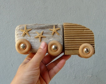 The Beach Truck, Driftwood and StarFish, Driftwood art, Display toy
