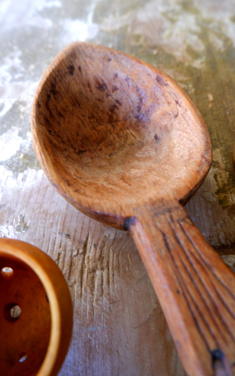 Vintage Wooden Spoons, Olive Spoons, Handmade handcarved Spoon, Set of Three pieces, Made in Turkey 1950s 80s image 5