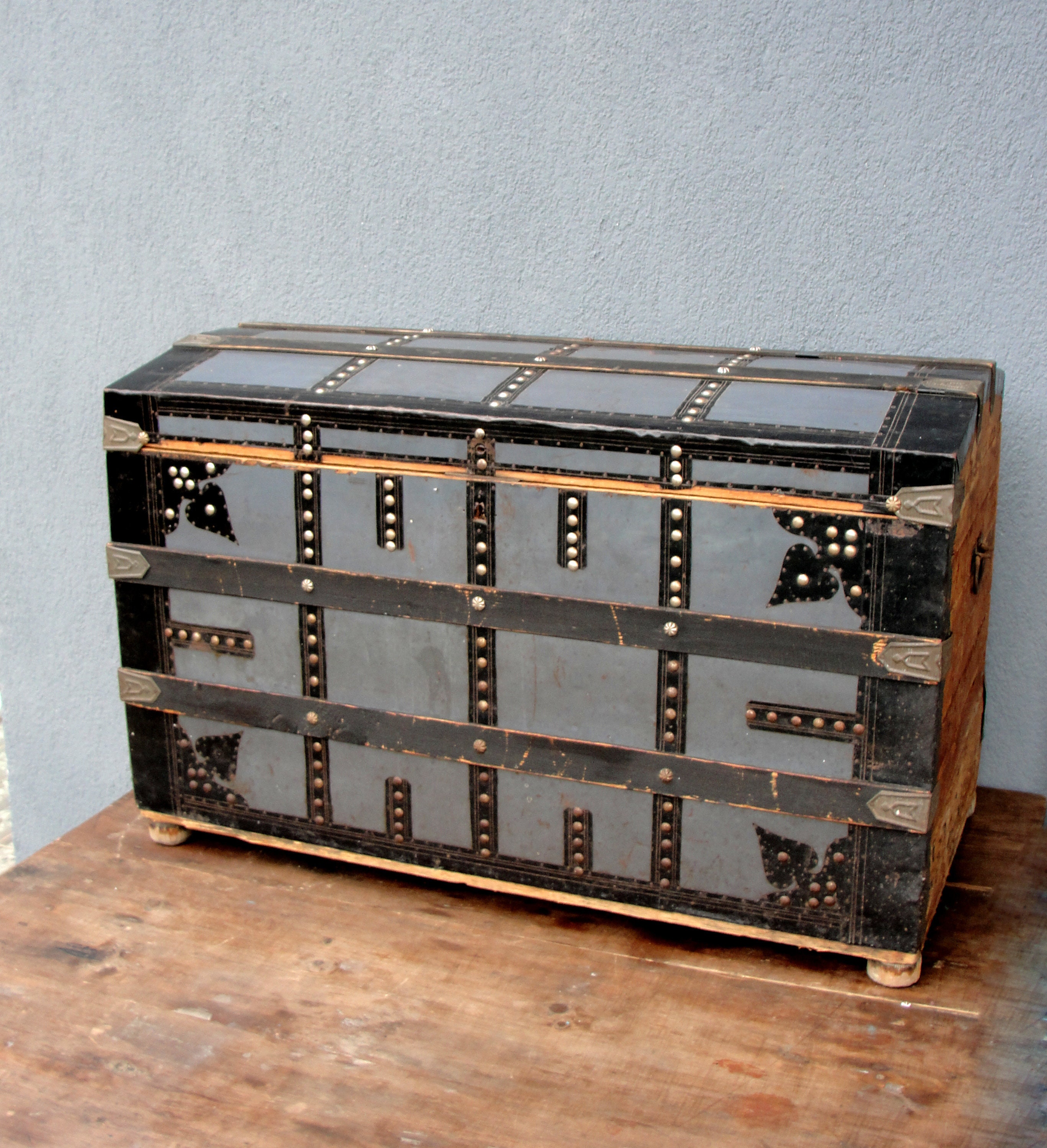 EXTREMELY RARE LOUIS VUITTON STOKOWSKI TRUNK c.1940 — Pushkin Antiques