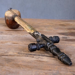 Vintage Wooden Egyptian two-string spike-fiddle, ‘fiddle of the Nile&#39;, Instrument made in Egypt