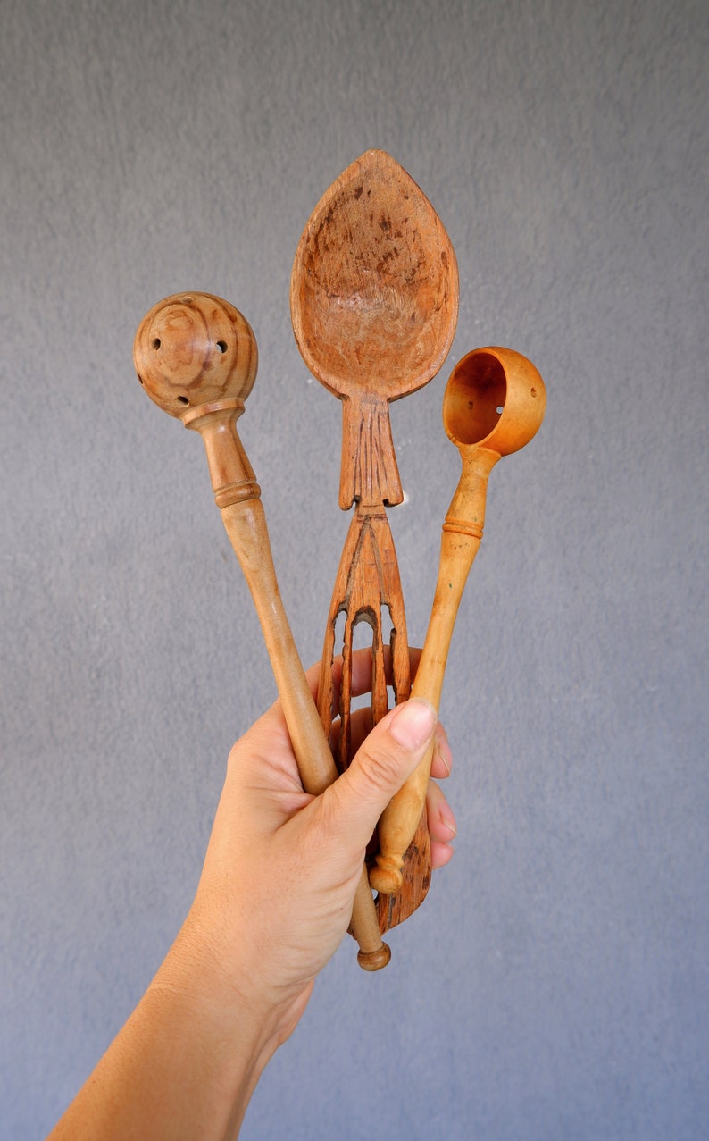 Vintage Wooden Spoons, Olive Spoons, Handmade handcarved Spoon, Set of Three pieces, Made in Turkey 1950s 80s image 1